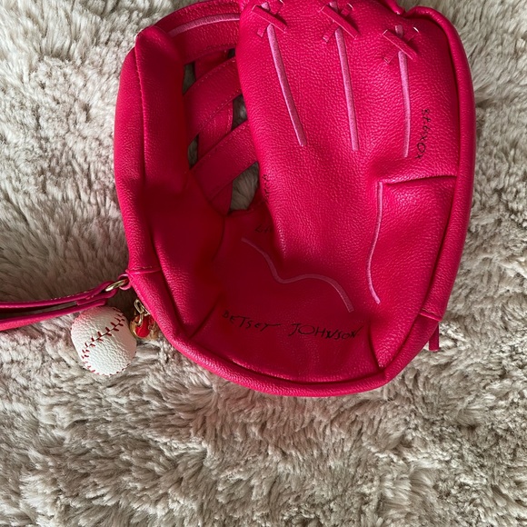 Betsey Johnson batter up baseball glove wristlet - Picture 2 of 7